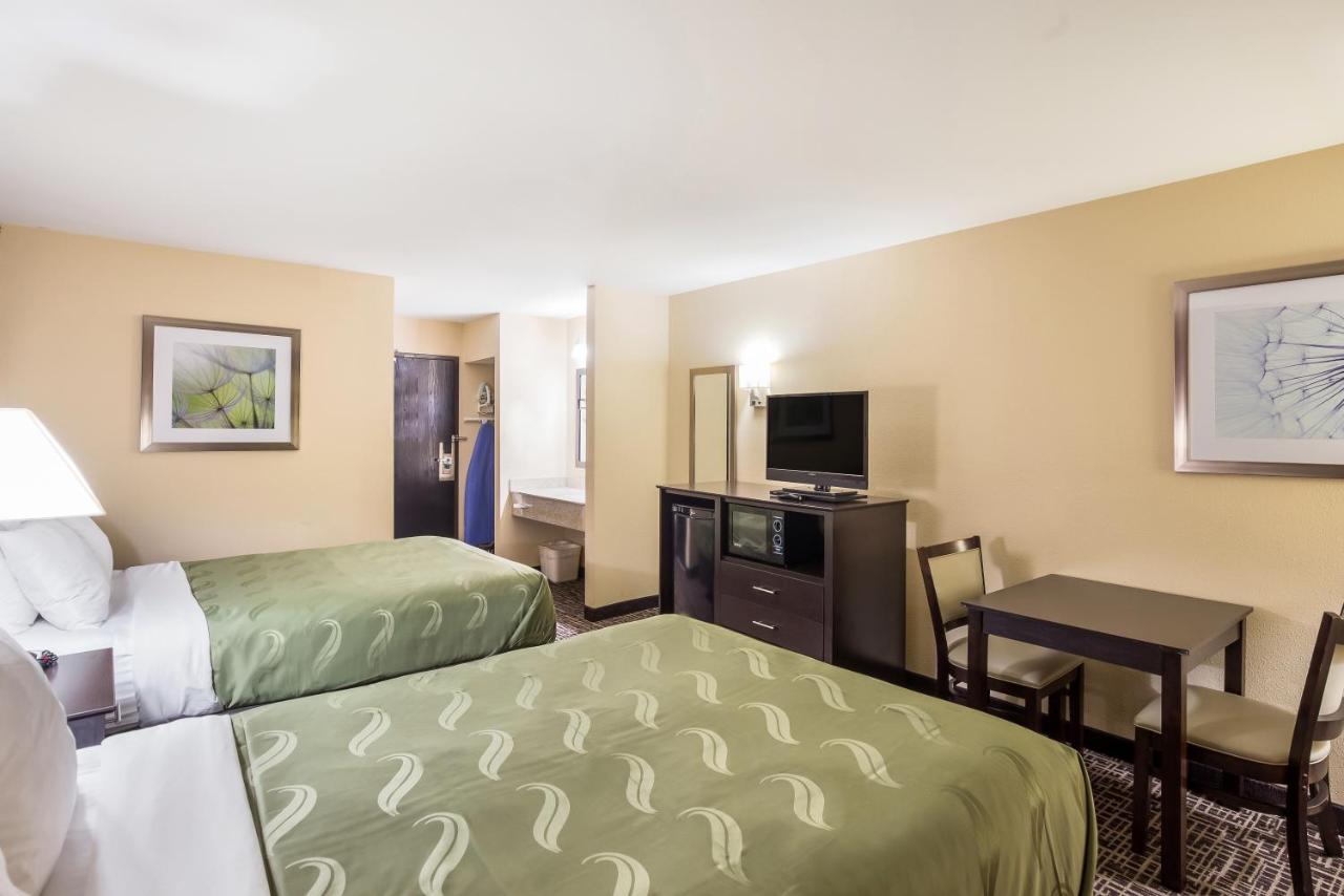 Quality Inn & Suites Caseyville - St Louis Экстерьер фото