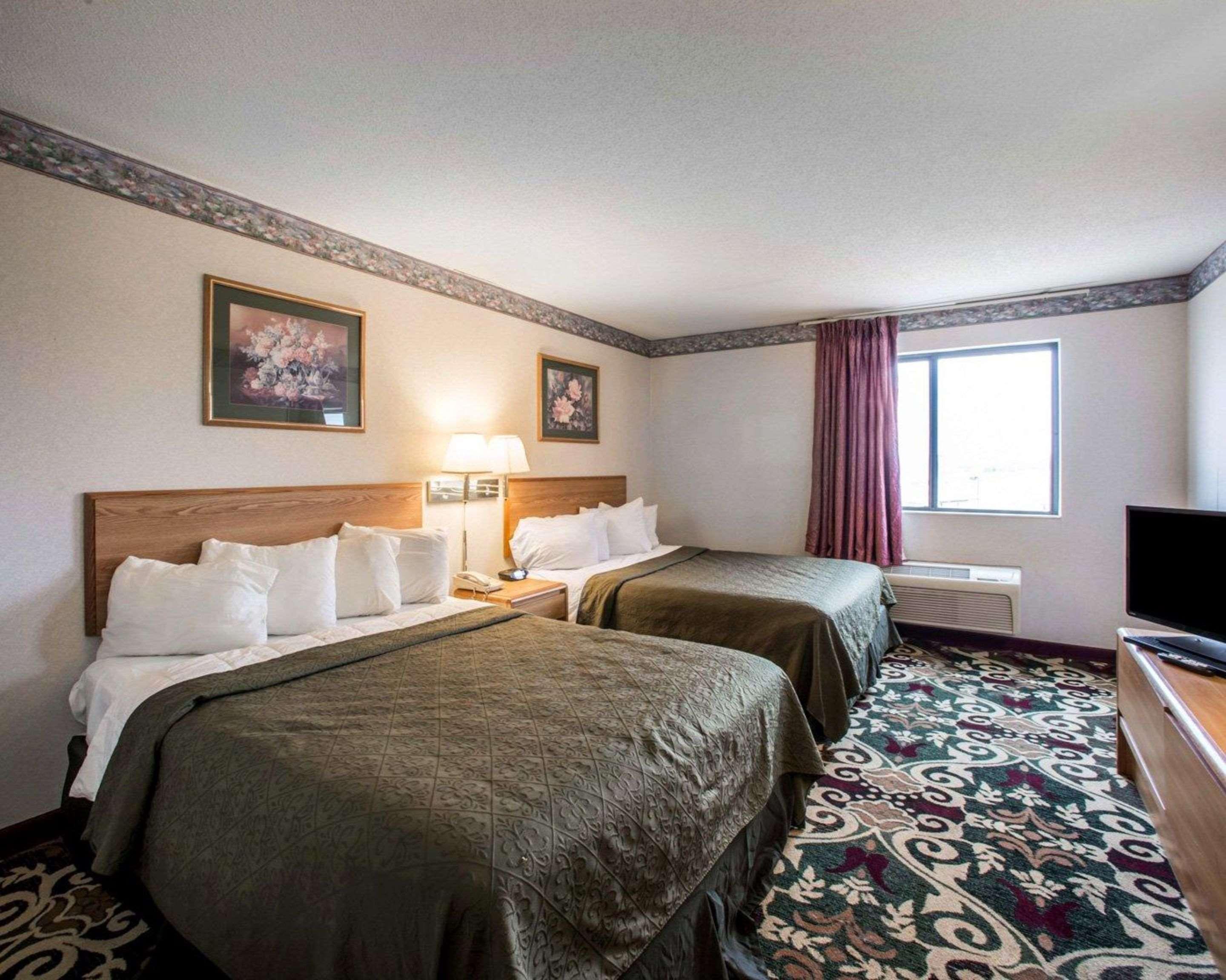 Quality Inn & Suites Caseyville - St Louis Экстерьер фото