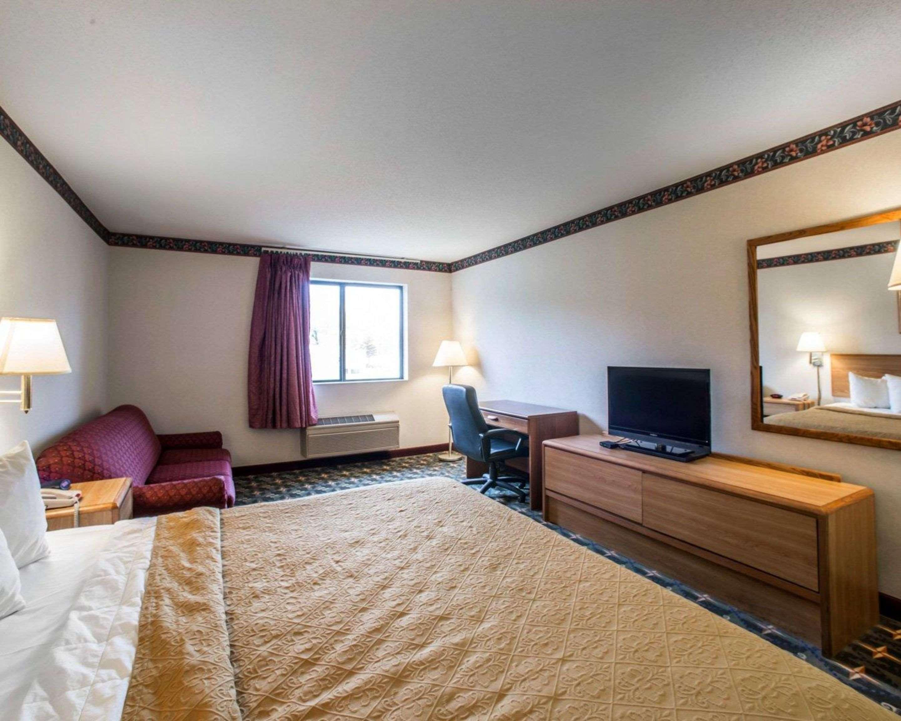 Quality Inn & Suites Caseyville - St Louis Экстерьер фото
