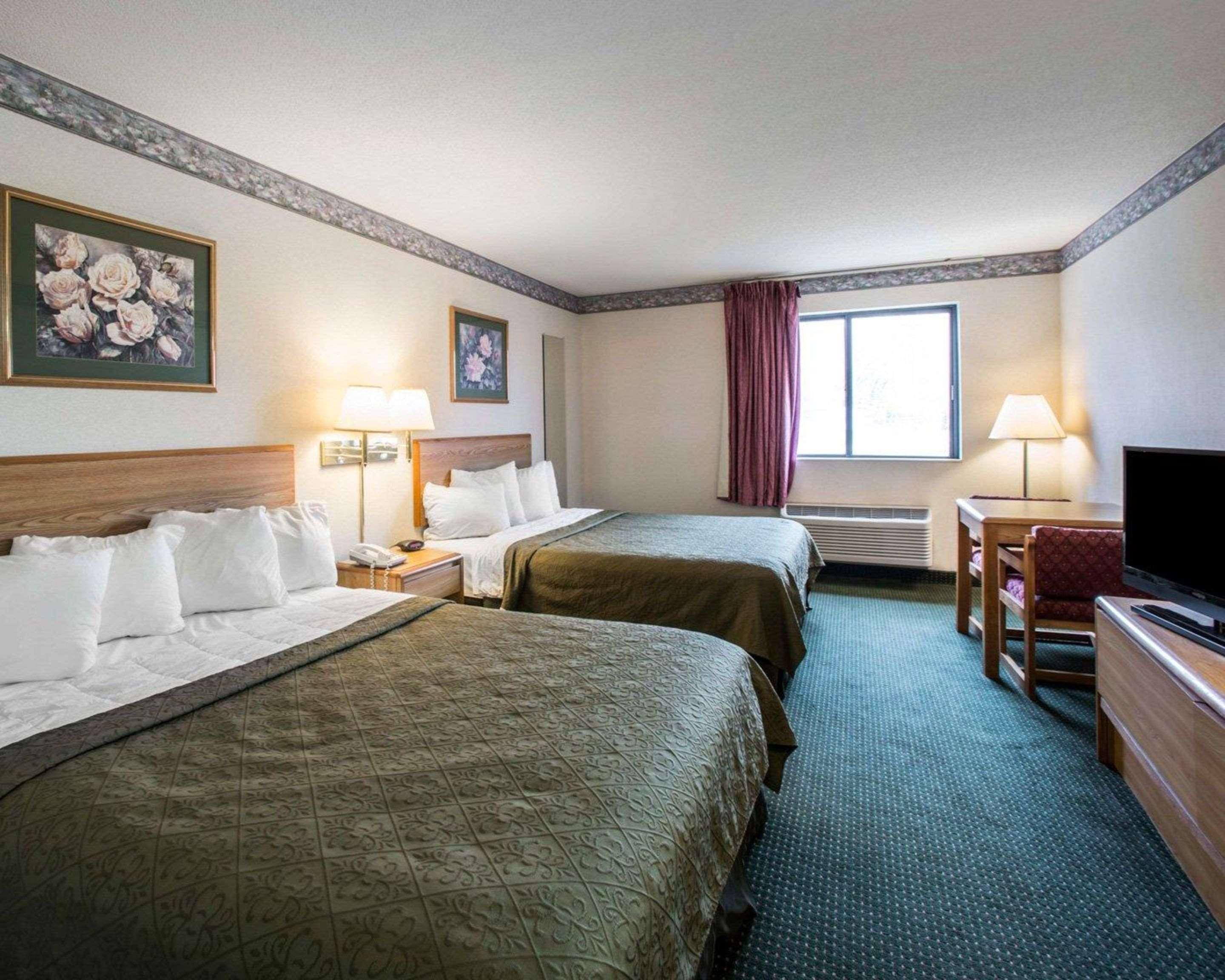 Quality Inn & Suites Caseyville - St Louis Экстерьер фото