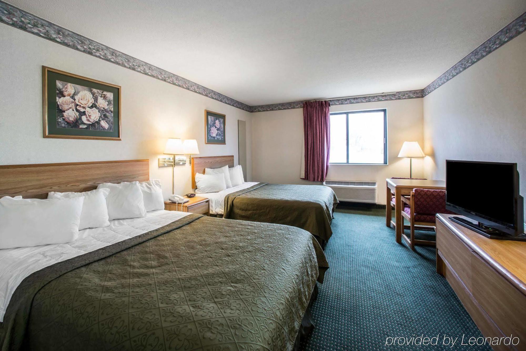 Quality Inn & Suites Caseyville - St Louis Экстерьер фото